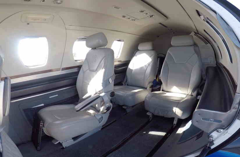 Eclipse 500 cabin